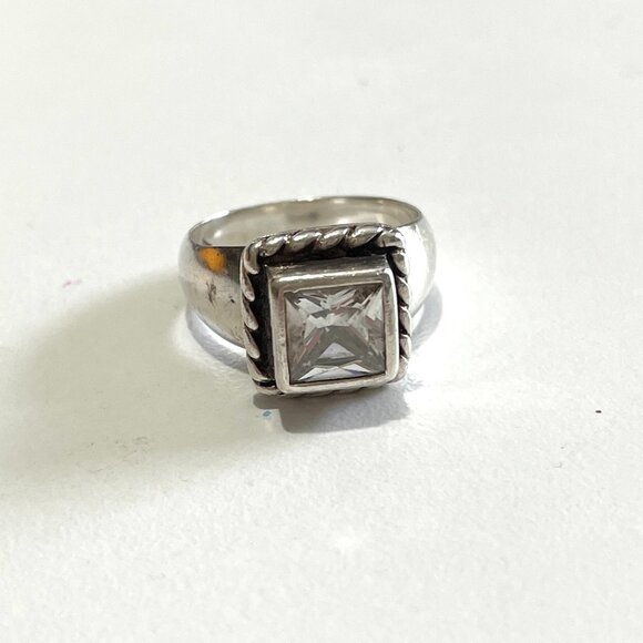 Silpada Sterling Silver Cubic Zirconia Ring Size 6-Stunning! - Picture 2 of 7